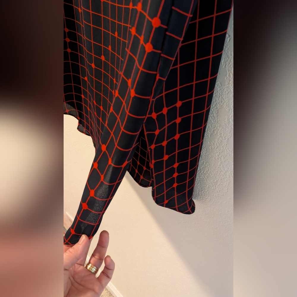 Banana Republic Women's Black and Red Grid Pattern Top - Picture 5 of 5
